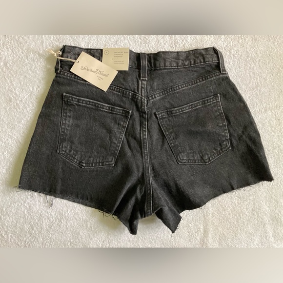 Highest rise short #4 - Picture 2 of 3